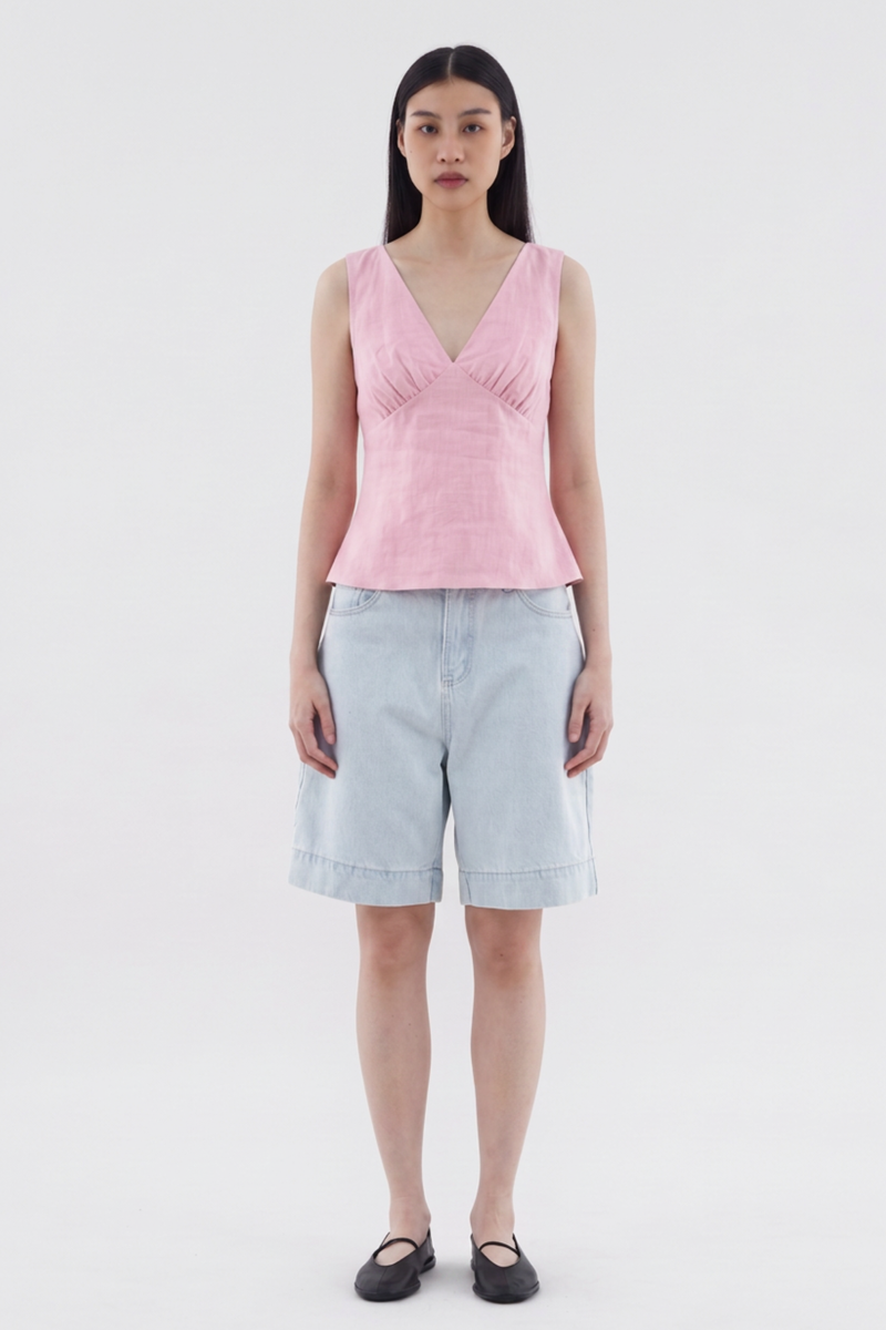 Gyral V-Neck Fitted Top