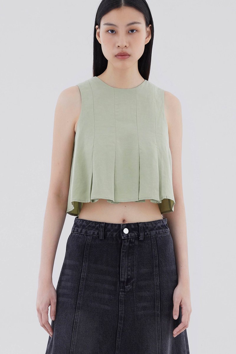 Lyno Pleated Top