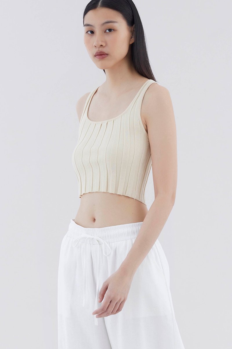 Ezara Ribbed Crop Tank