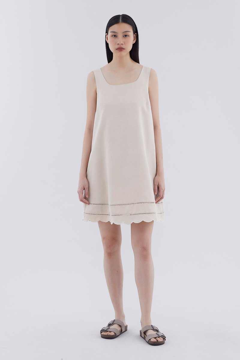 Itzel Scallop-Hem Dress