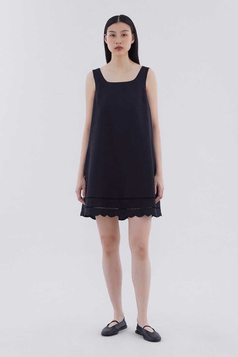 Itzel Scallop-Hem Dress