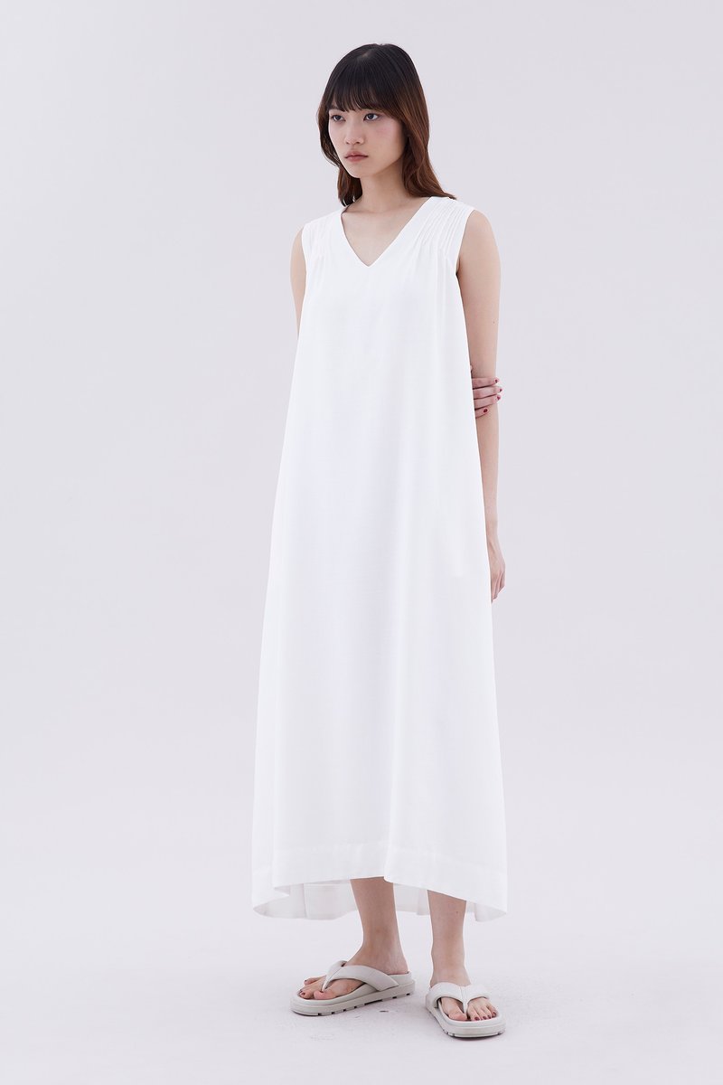 Dayre V-Neck Pin Tuck Dress