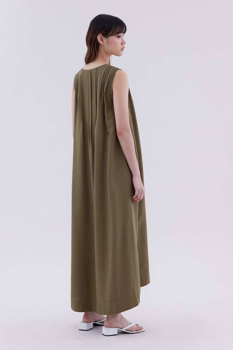 Dayre V-Neck Pin Tuck Dress