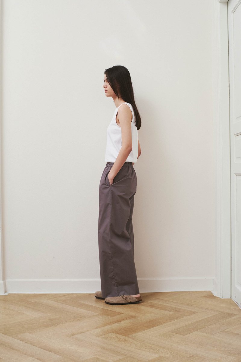 Rise Rise Classic Straight Leg Pants